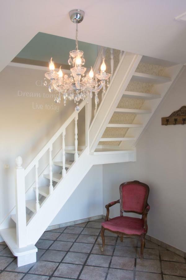 'Op De Borgt' Met Finse Grill Kota Villa Wellen ภายนอก รูปภาพ